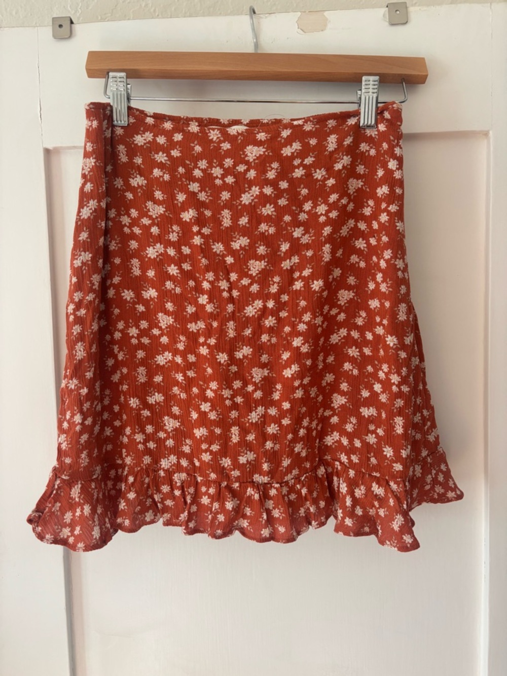 Abercrombie & Fitch Rust Floral Ruffle-Trim Mini Skirt